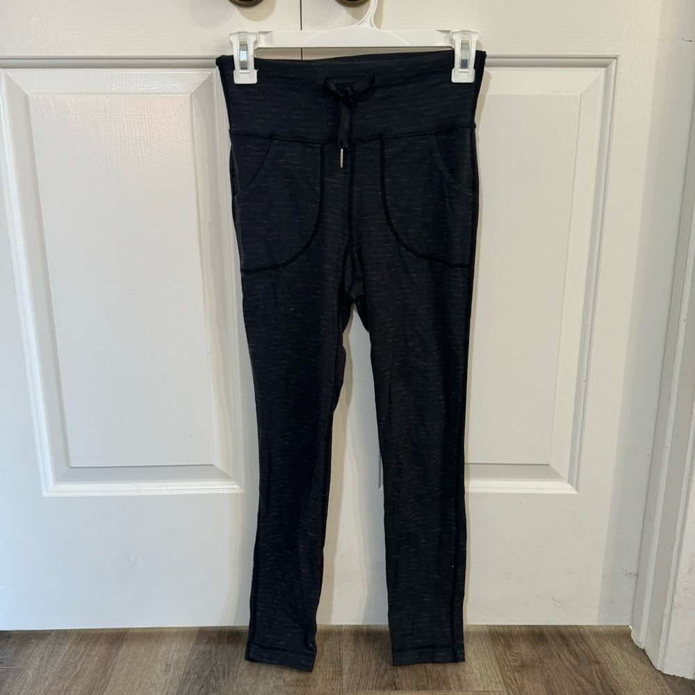Lululemon Skinny Will Pant in Pique Luon Gray Size 4